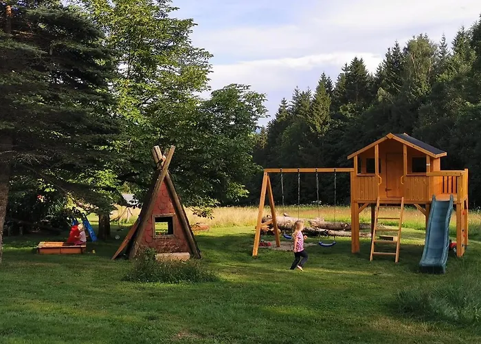 アパート Altes Forsthaus ボーデンマイス