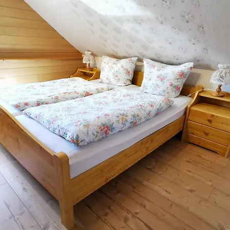Altes Forsthaus شقة